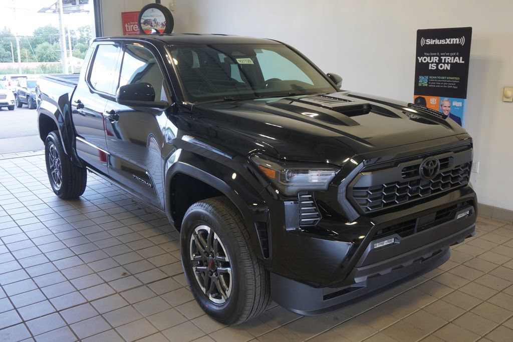 New 2026 Toyota Tacoma TRD Sport AWD/4WD image 2