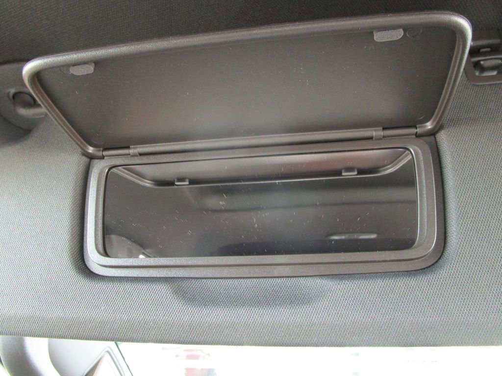 New 2026 GMC Sierra 1500 SLE image 42