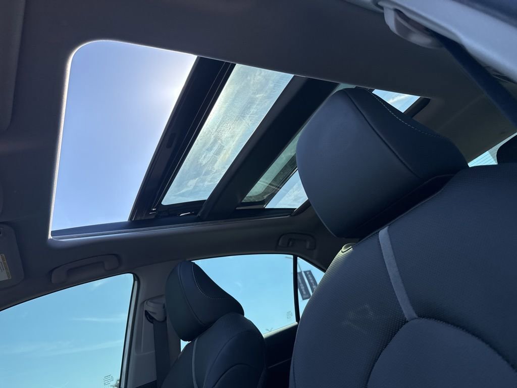 Used 2024 Toyota Camry XSE w/ Navigation Package image 13