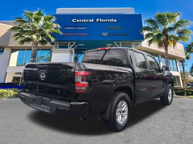 Used 2024 Nissan Frontier SV image 5