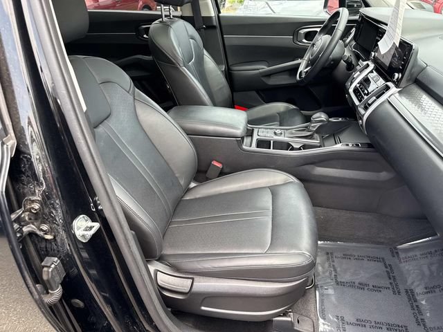 Used 2023 Kia Sorento S w/ Panoramic Sunroof Package FWD image 9