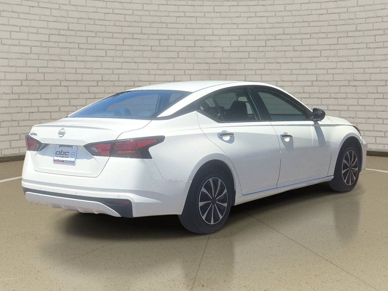 Certified 2024 Nissan Altima 2.5 S FWD image 5
