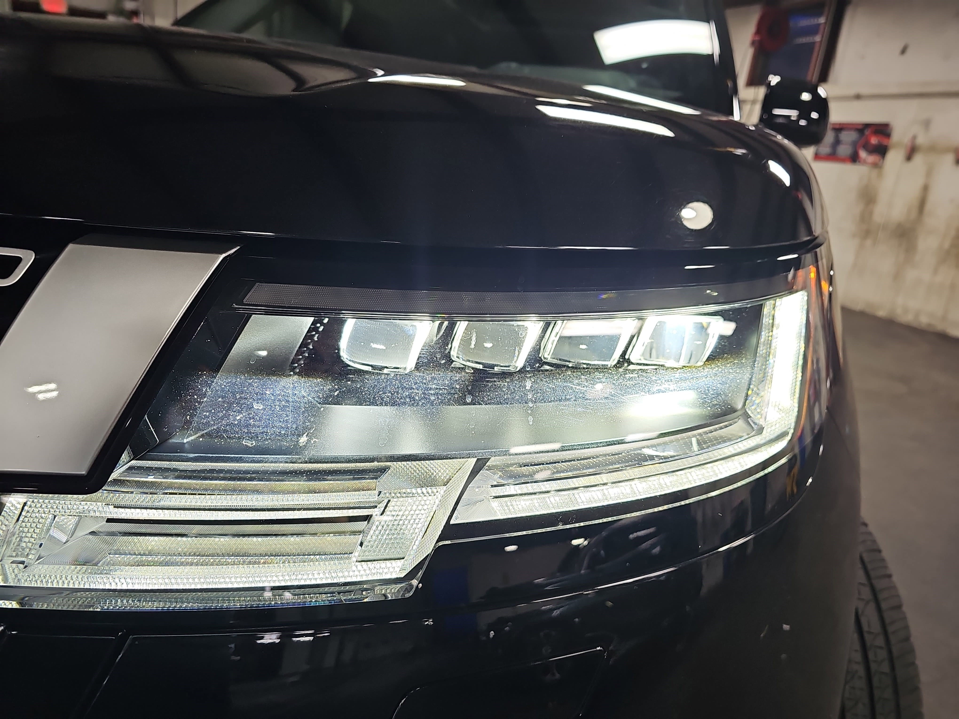 Used 2024 Land Rover Range Rover Long Wheelbase Autobiography image 34