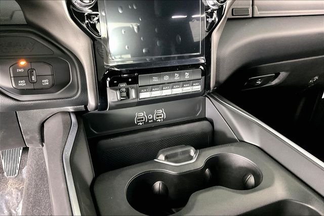 New 2026 RAM 3500 Big Horn AWD/4WD image 6