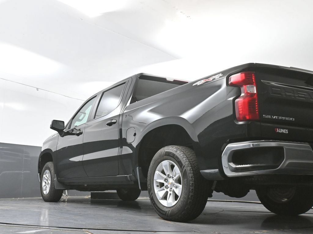 Used 2025 Chevrolet Silverado 1500 LT AWD/4WD image 54