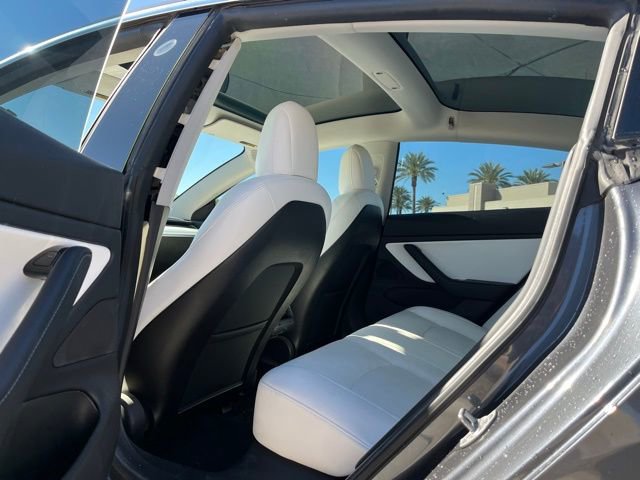 Used 2019 Tesla Model 3 Long Range image 9