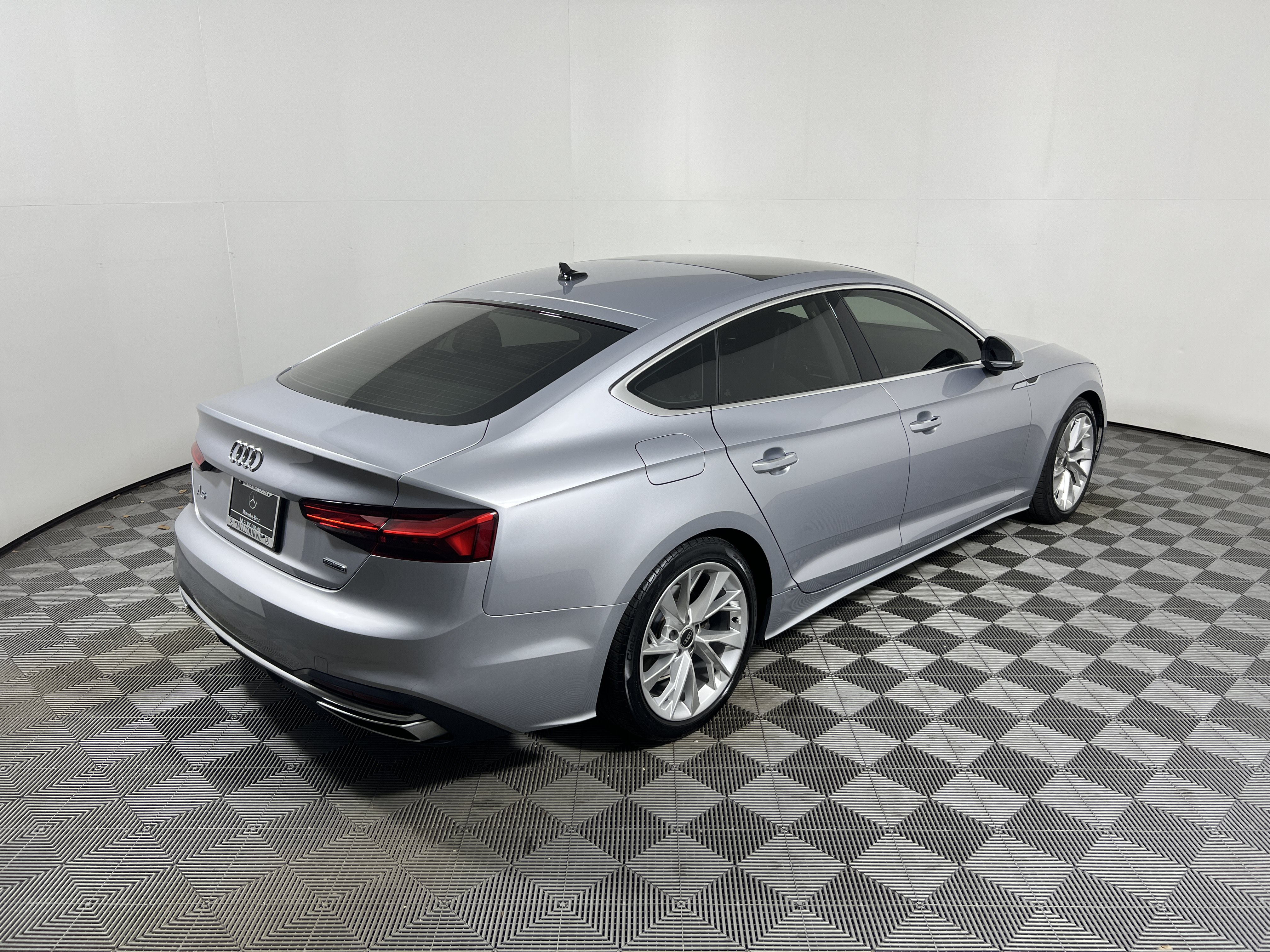 Used 2022 Audi A5 2.0T Premium AWD/4WD image 5