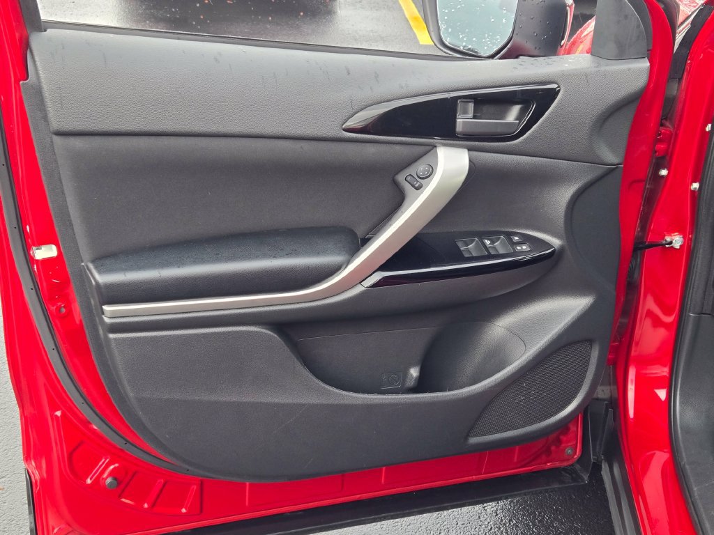 Used 2024 Mitsubishi Eclipse Cross AWD image 27