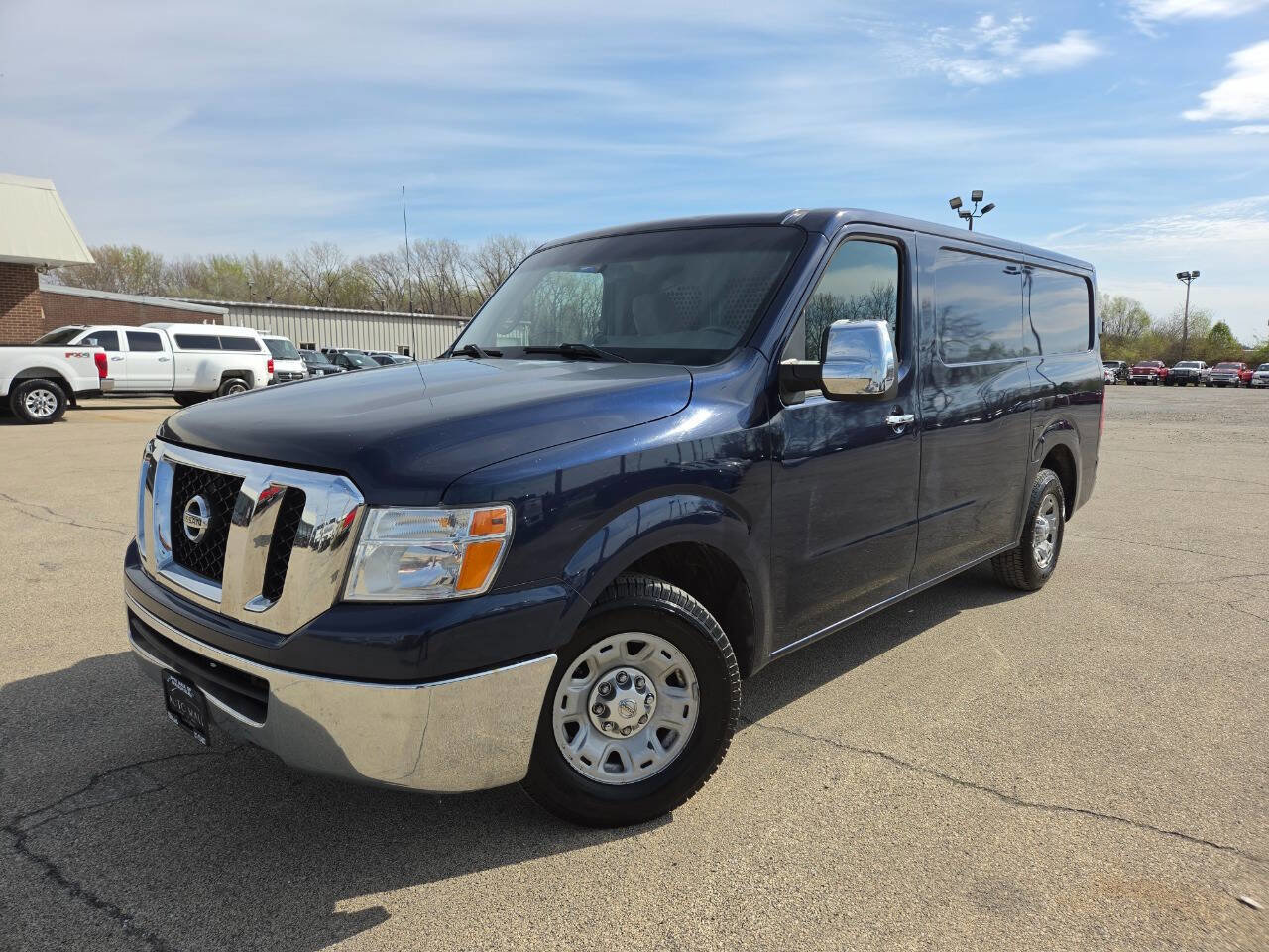 Used 2012 Nissan NV 1500 SV RWD image 1