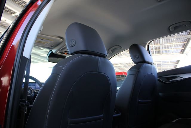 Used 2025 Buick Envision Sport Touring image 31