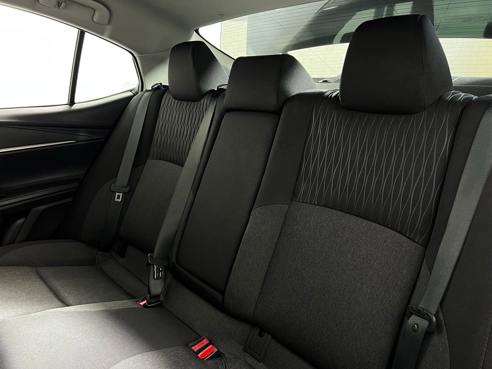 Used 2025 Toyota Camry LE image 21