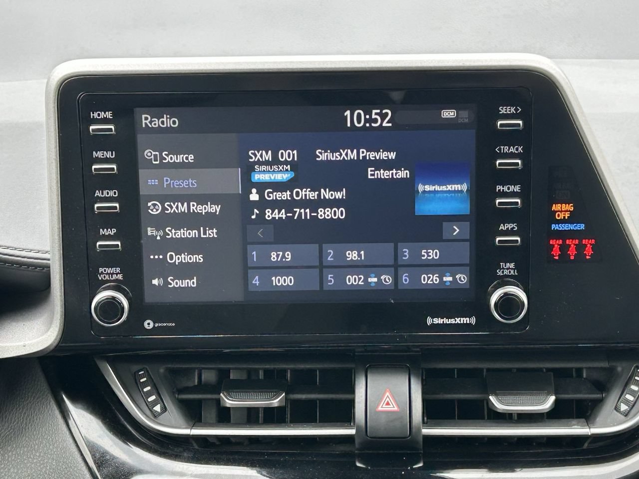 Used 2021 Toyota C-HR LE FWD image 17