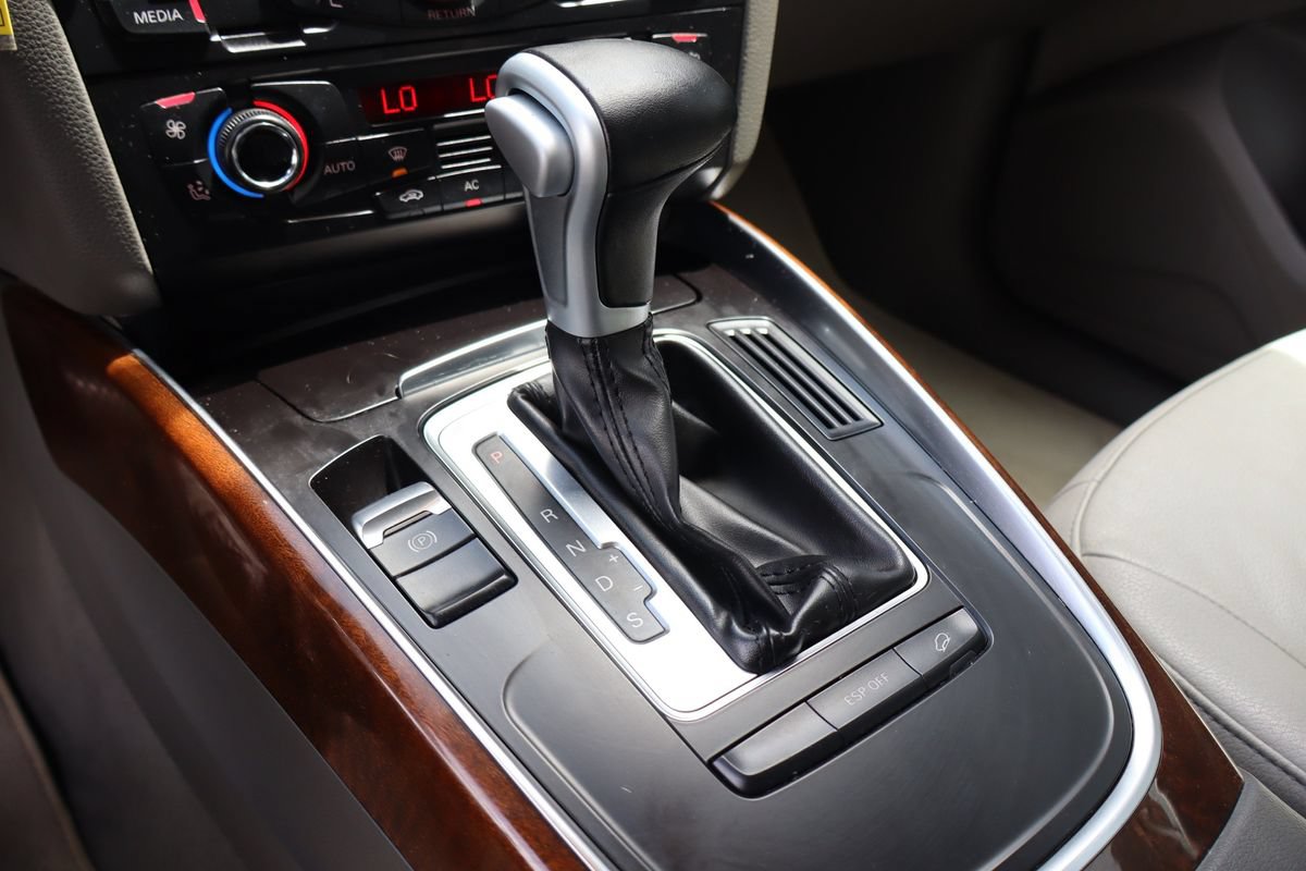 Used 2010 Audi Q5 3.2 Premium AWD/4WD image 19