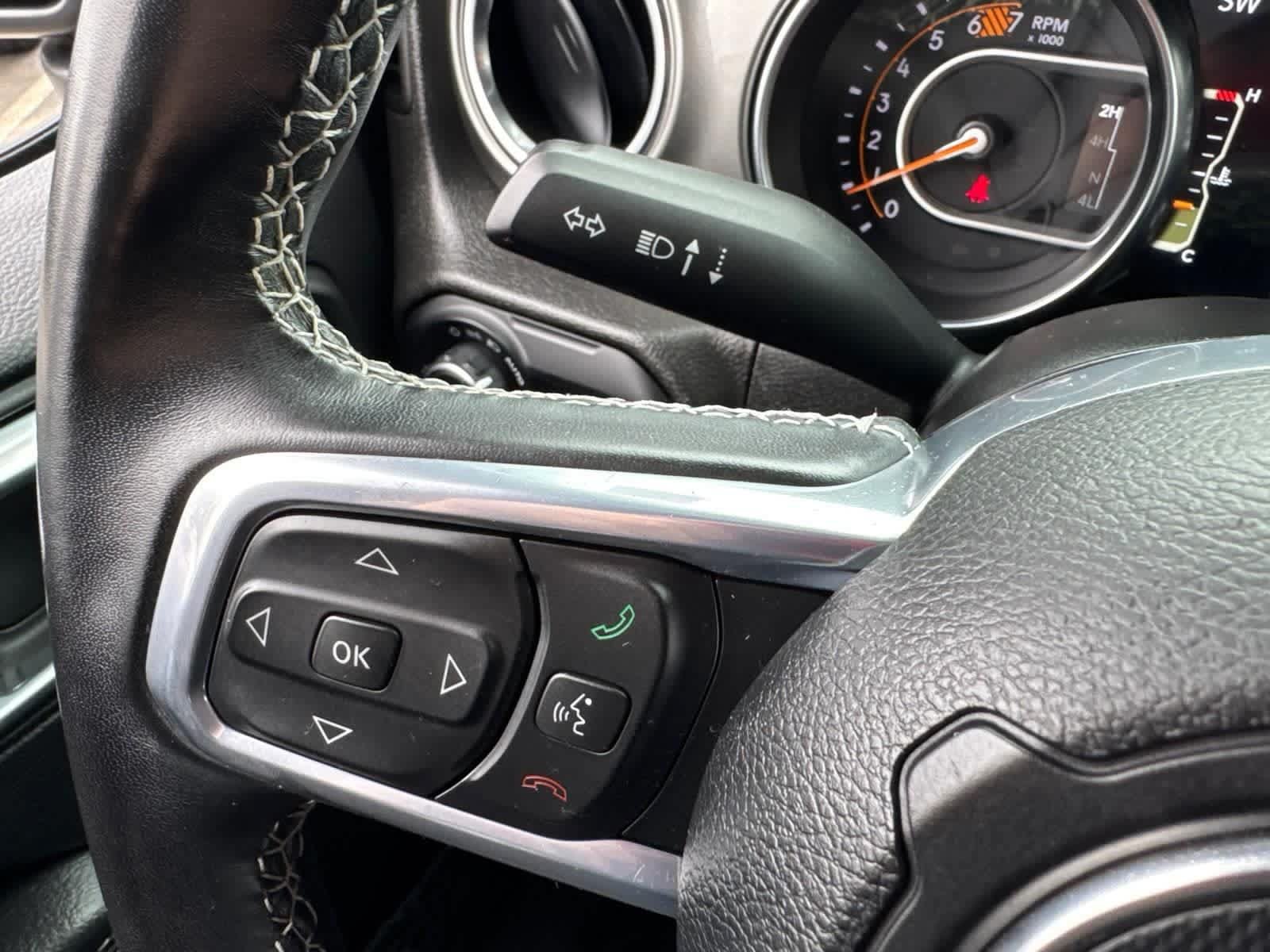 Used 2022 Jeep Wrangler Unlimited Sahara AWD/4WD image 18