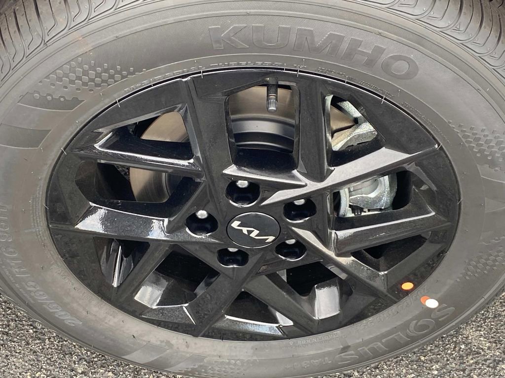 New 2026 Kia K5 LXS image 5