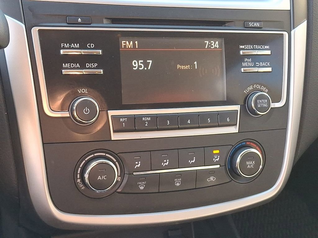 Used 2017 Nissan Altima 2.5 SR image 16
