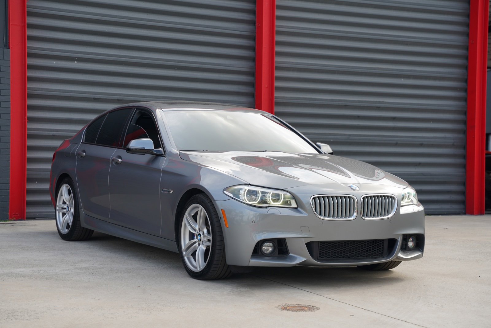 Used 2014 BMW 550i xDrive Sedan image 5