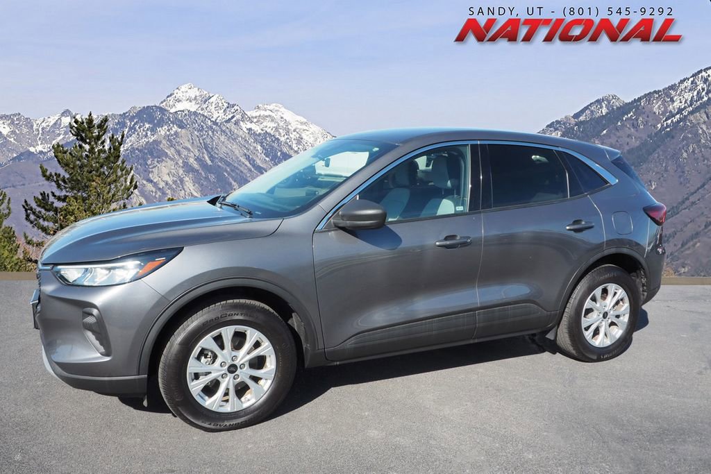 Used 2024 Ford Escape Active image 1