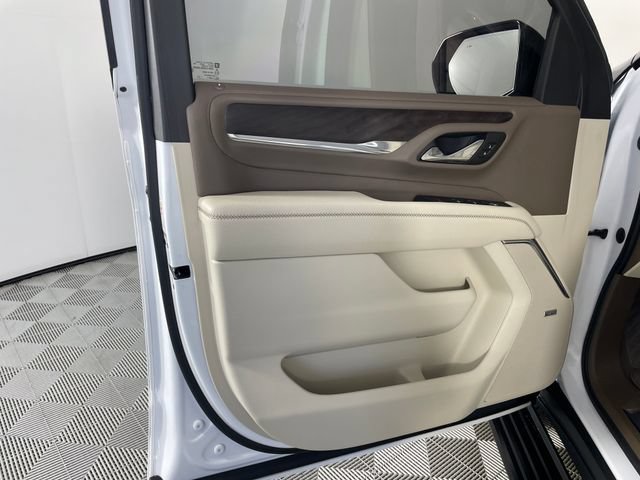 Certified 2023 GMC Yukon Denali w/ Advanced Technology Package AWD/4WD image 16