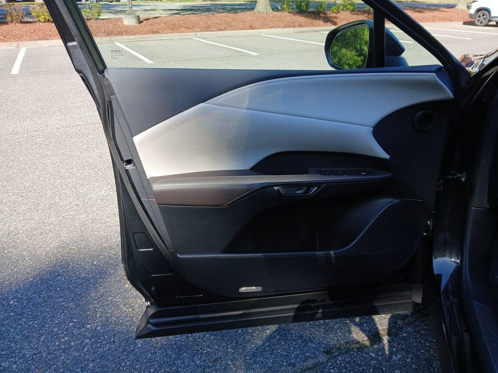 Used 2023 Lexus RX 350 Premium w/ Accessory Package AWD/4WD image 17
