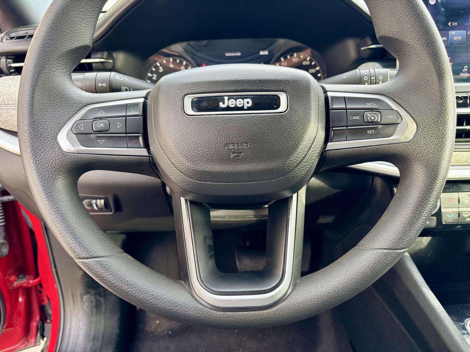 Used 2023 Jeep Compass Sport AWD/4WD image 19