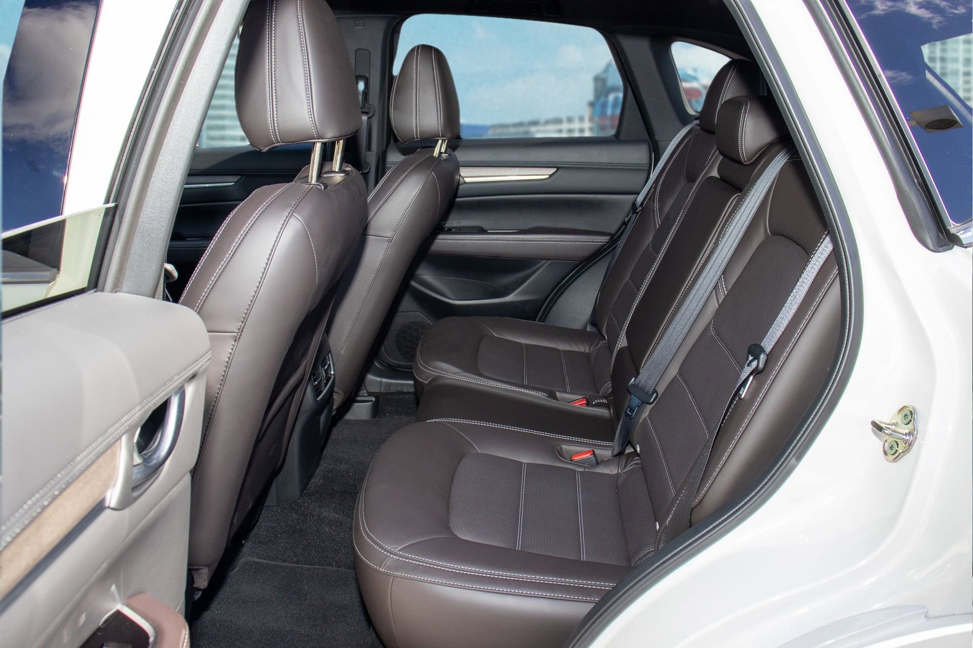 Used 2025 MAZDA CX-5 Signature image 19