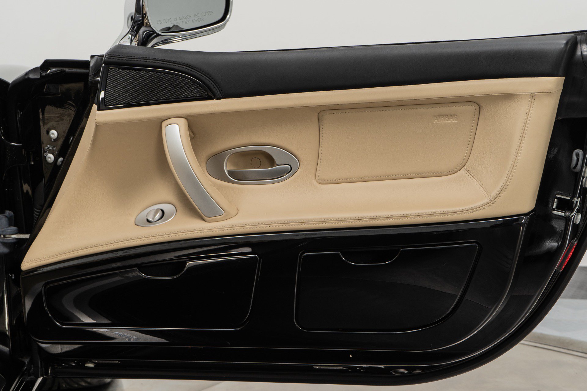 Used 2001 BMW Z8 RWD image 31