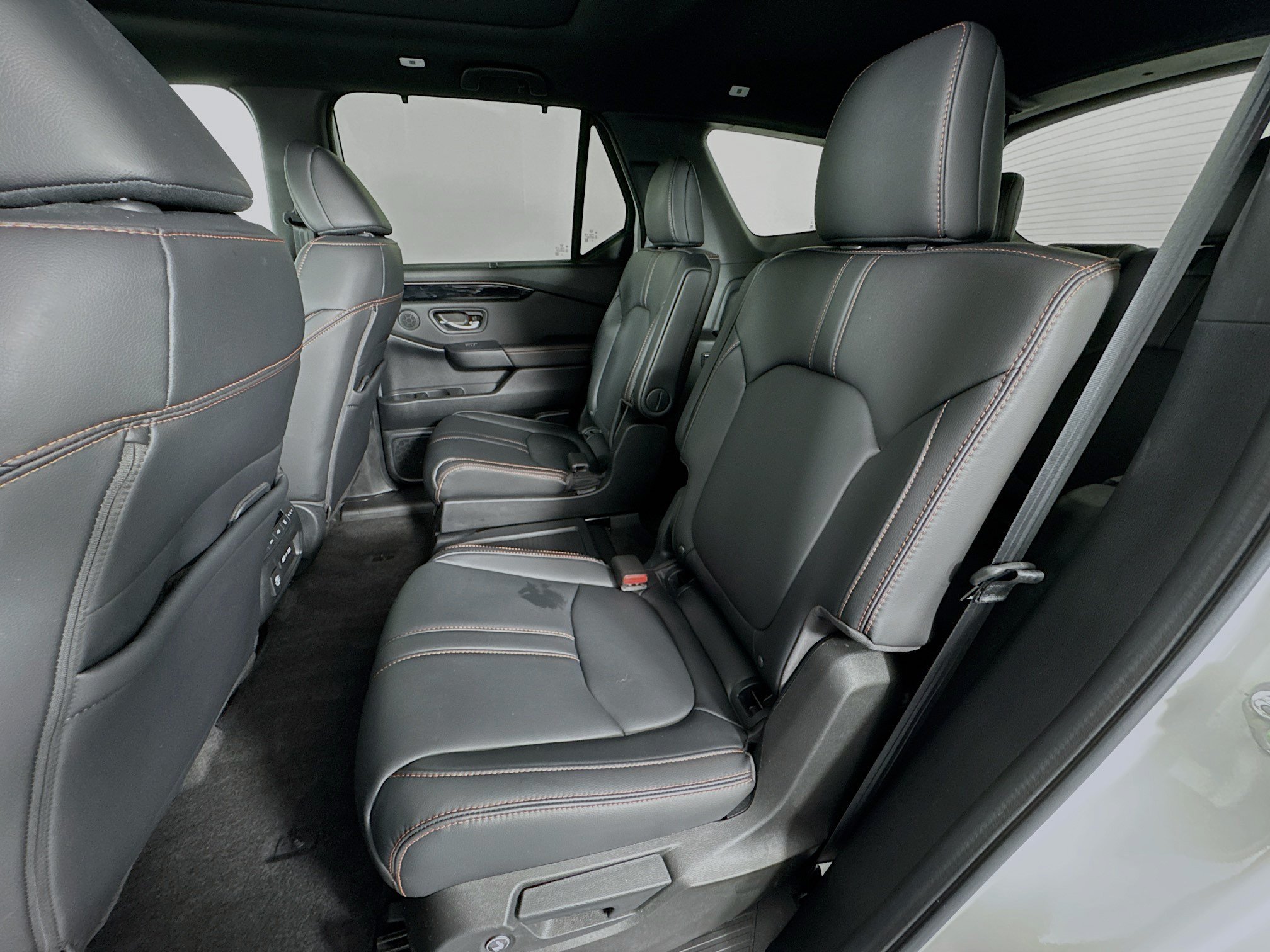 Certified 2023 Honda Pilot TrailSport image 24