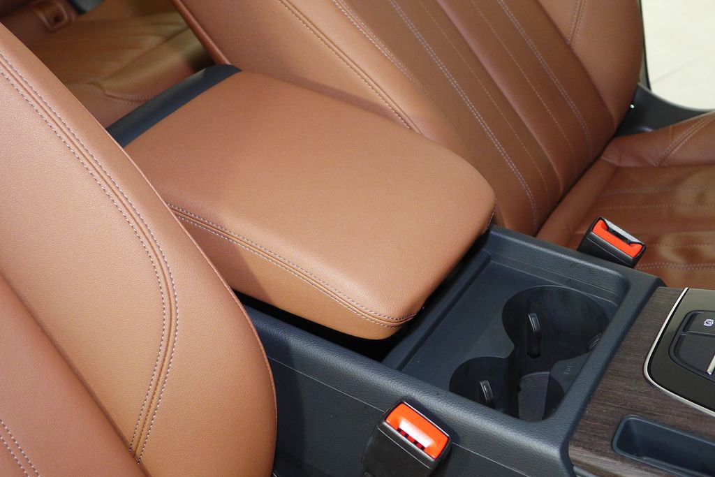 Used 2023 Audi Q5 2.0T Premium w/ Convenience Package image 16