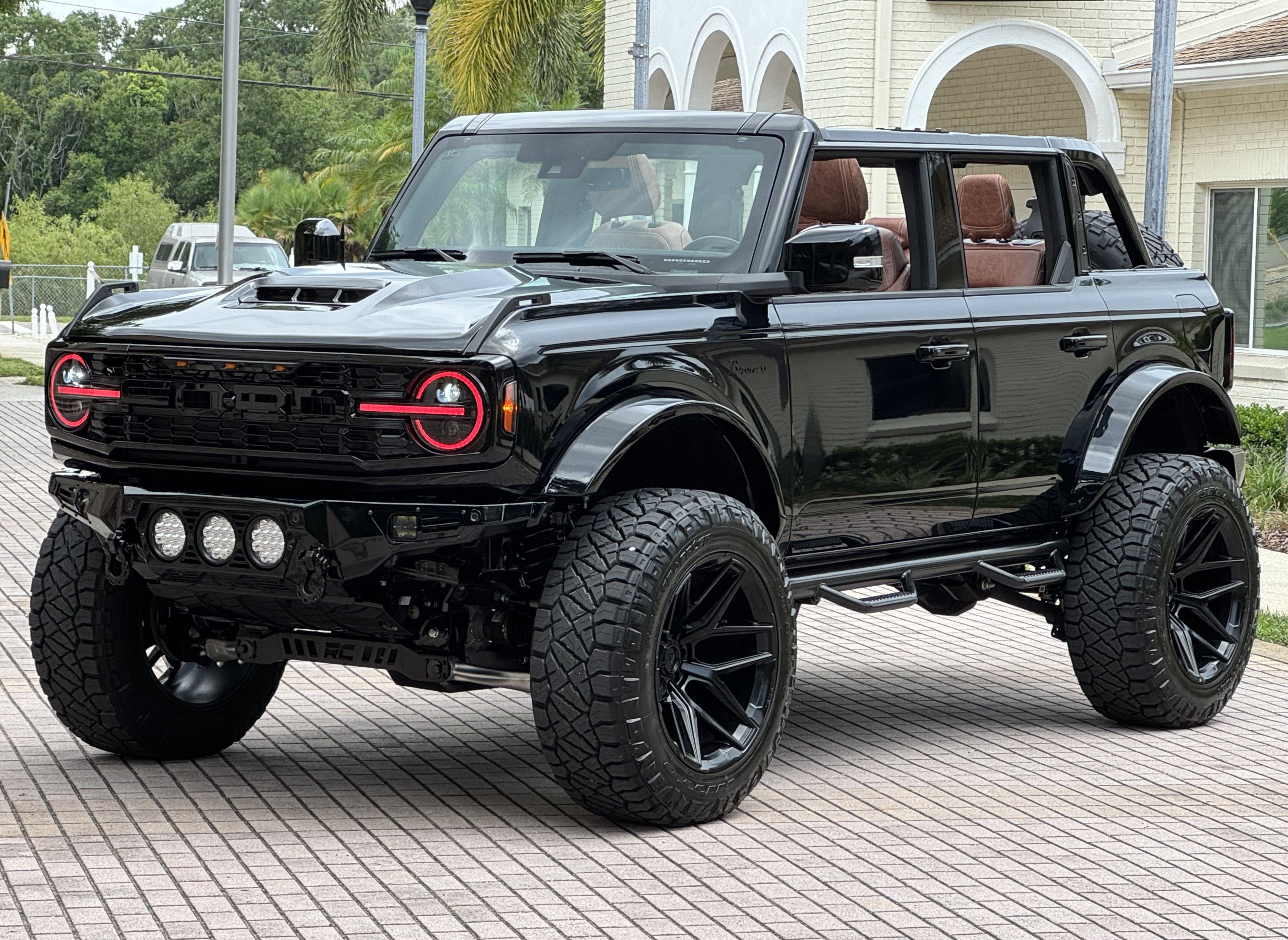Used 2025 Ford Bronco Outer Banks AWD/4WD image 55