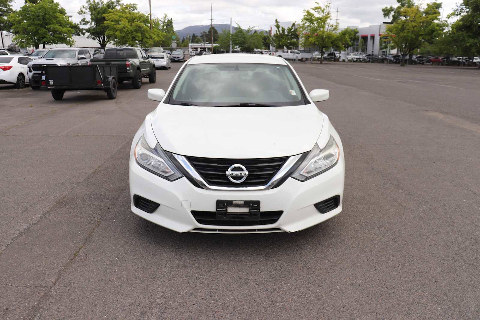 Used 2018 Nissan Altima 2.5 S w/ S Convenience Package FWD image 2