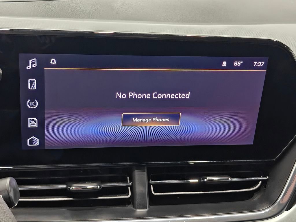 Used 2025 Chevrolet Trax LT image 30