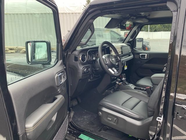 New 2026 Jeep Wrangler Unlimited Sahara AWD/4WD image 14