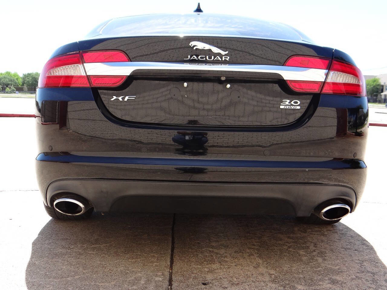 Used 2015 Jaguar XF Portfolio AWD/4WD image 5