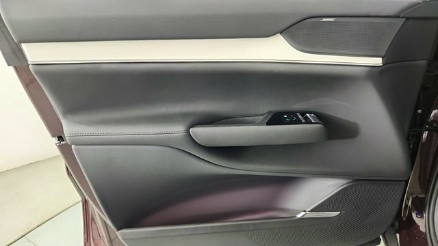 New 2026 Volvo EX90 Ultra AWD/4WD image 9