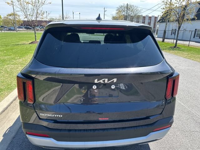 New 2026 Kia Sorento LX FWD image 18