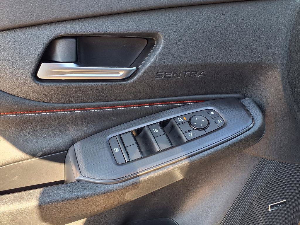 New 2026 Nissan Sentra SR w/ SR Premium Package FWD image 10