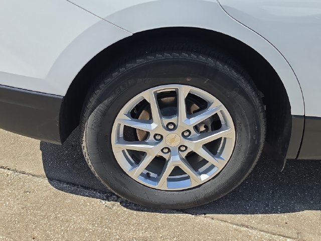 Used 2024 Chevrolet Equinox LT FWD image 5