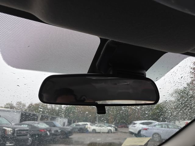 New 2025 Nissan Versa SV w/ Trunk Package image 28