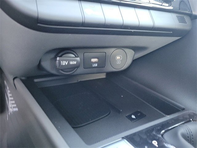New 2025 Hyundai Elantra Sport FWD image 13