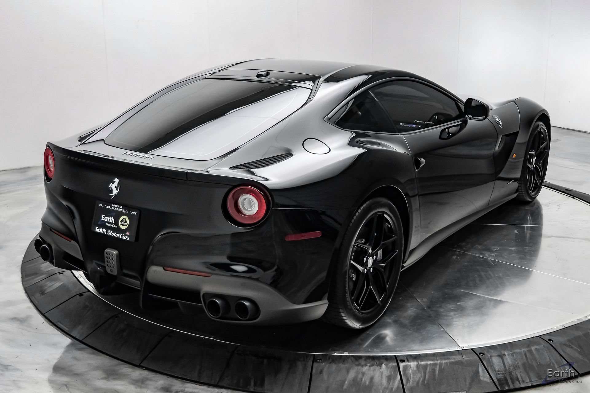 Used 2017 Ferrari F12 Berlinetta RWD image 21