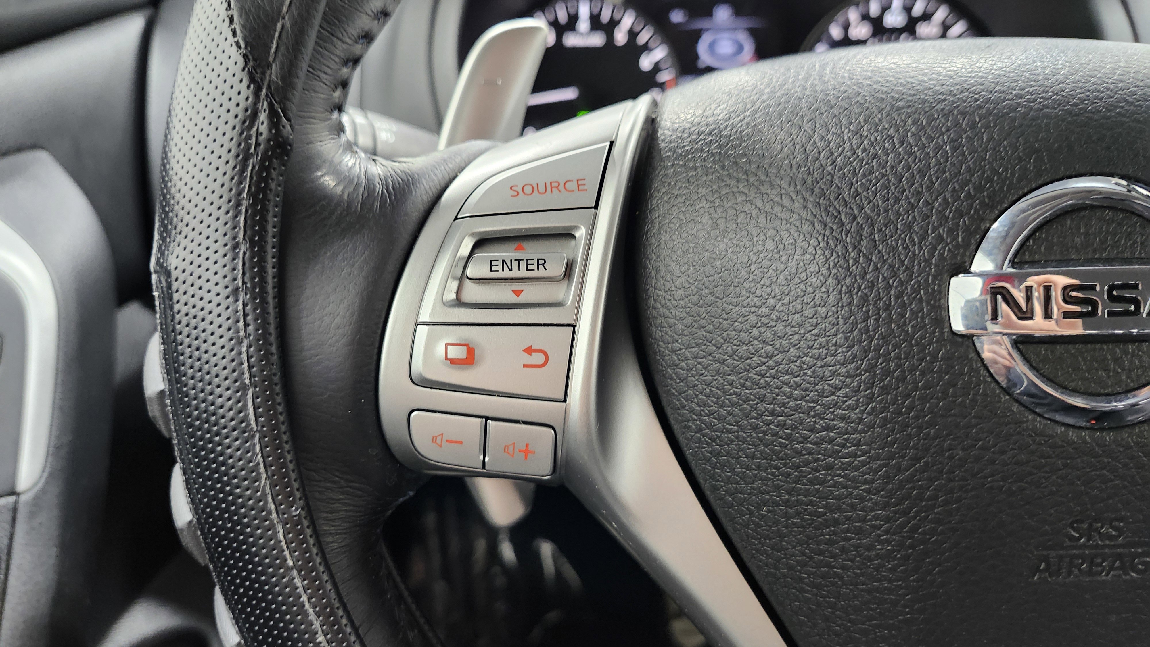 Used 2018 Nissan Altima 2.5 SR w/ SR Special Edition image 36