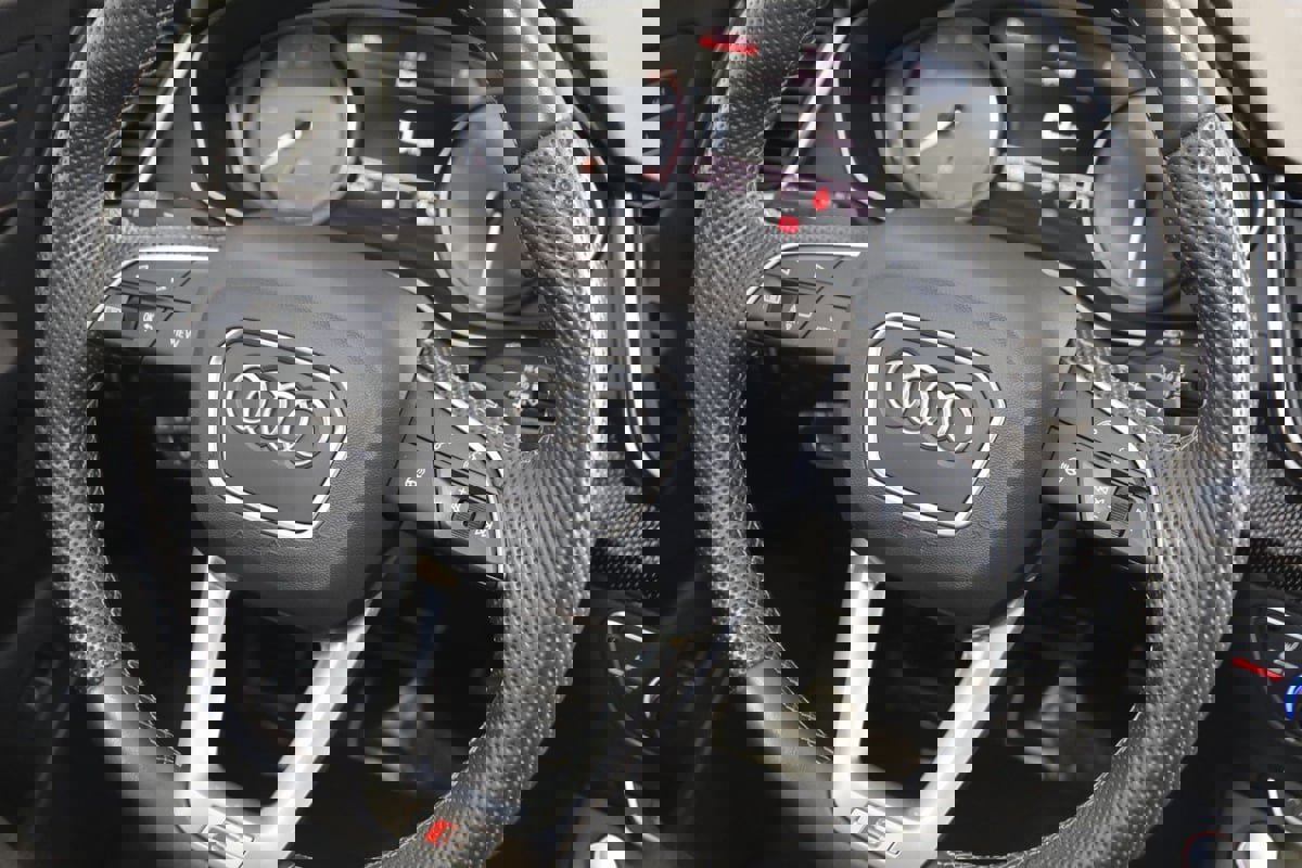 Used 2022 Audi SQ5 Premium image 37