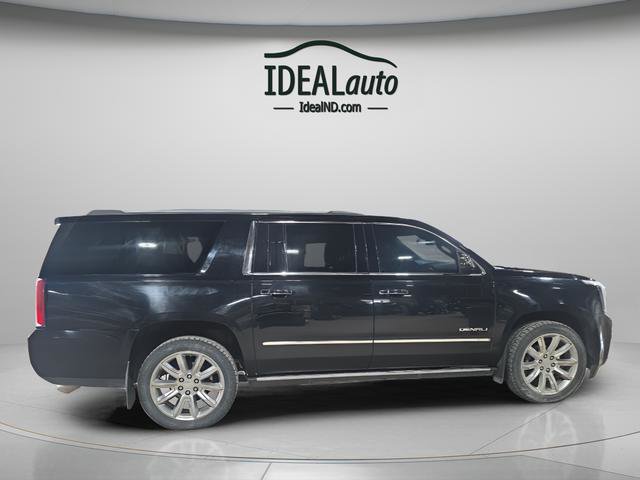 Used 2019 GMC Yukon XL Denali w/ Denali Ultimate Package AWD/4WD image 6