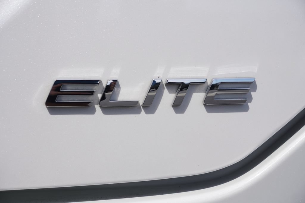 Used 2023 Honda Pilot Elite image 14