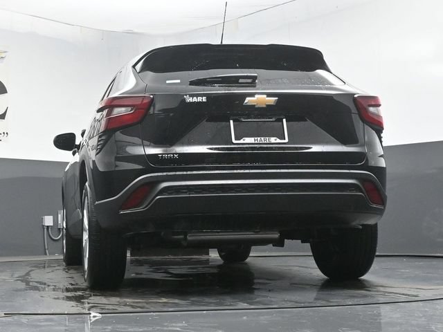 New 2026 Chevrolet Trax LS FWD image 33