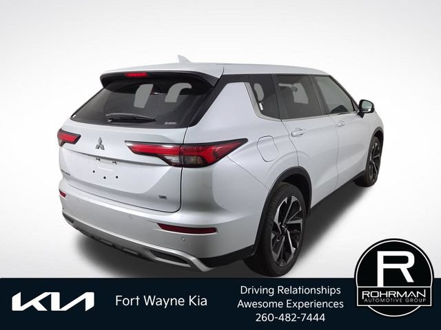 Used 2024 Mitsubishi Outlander SE AWD/4WD image 6