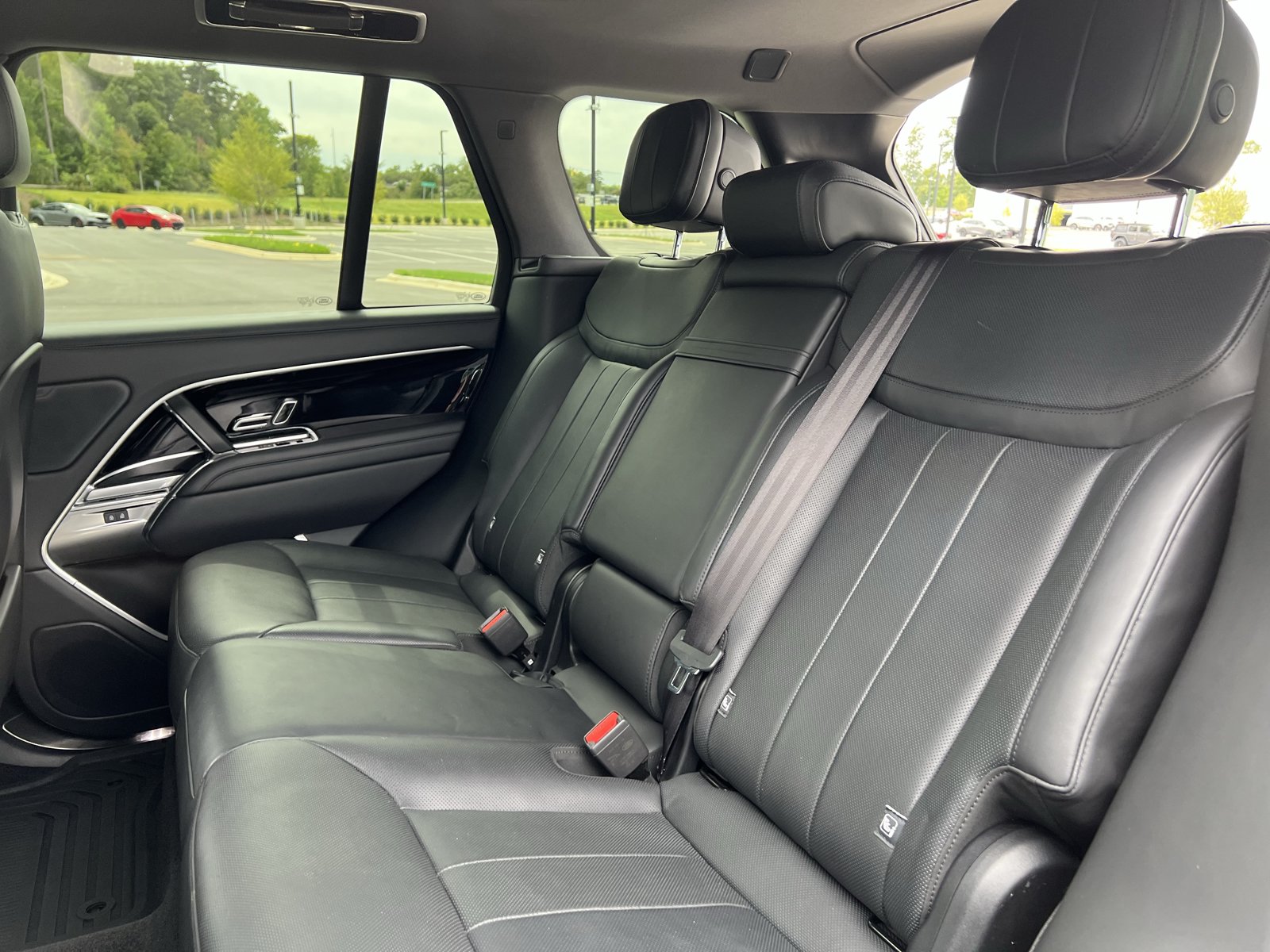 Used 2023 Land Rover Range Rover SE AWD/4WD image 31