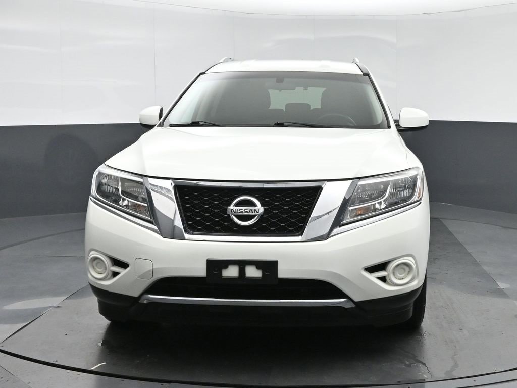 Used 2015 Nissan Pathfinder S image 2
