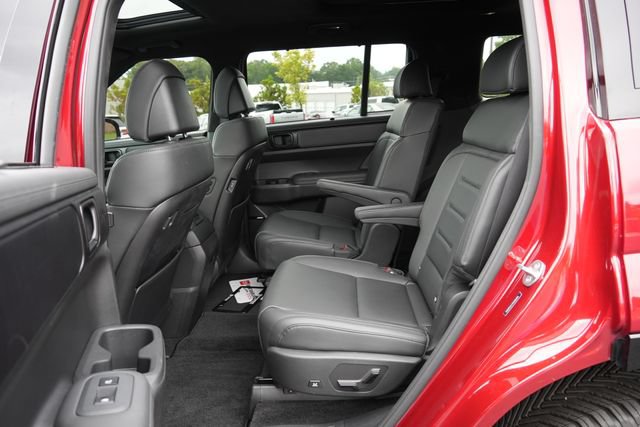 Used 2024 Hyundai Santa Fe Calligraphy AWD/4WD image 16